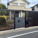 【プラスG】で創る、重厚感溢れるクローズド・エントランス