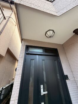 開閉できる窓に交換！