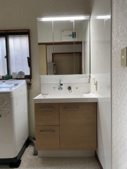 洗面化粧台交換で、使い勝手広がる